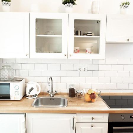 N28 Studio Apartment In Andrassy Boulevard. บูดาเปสต์ ภายนอก รูปภาพ