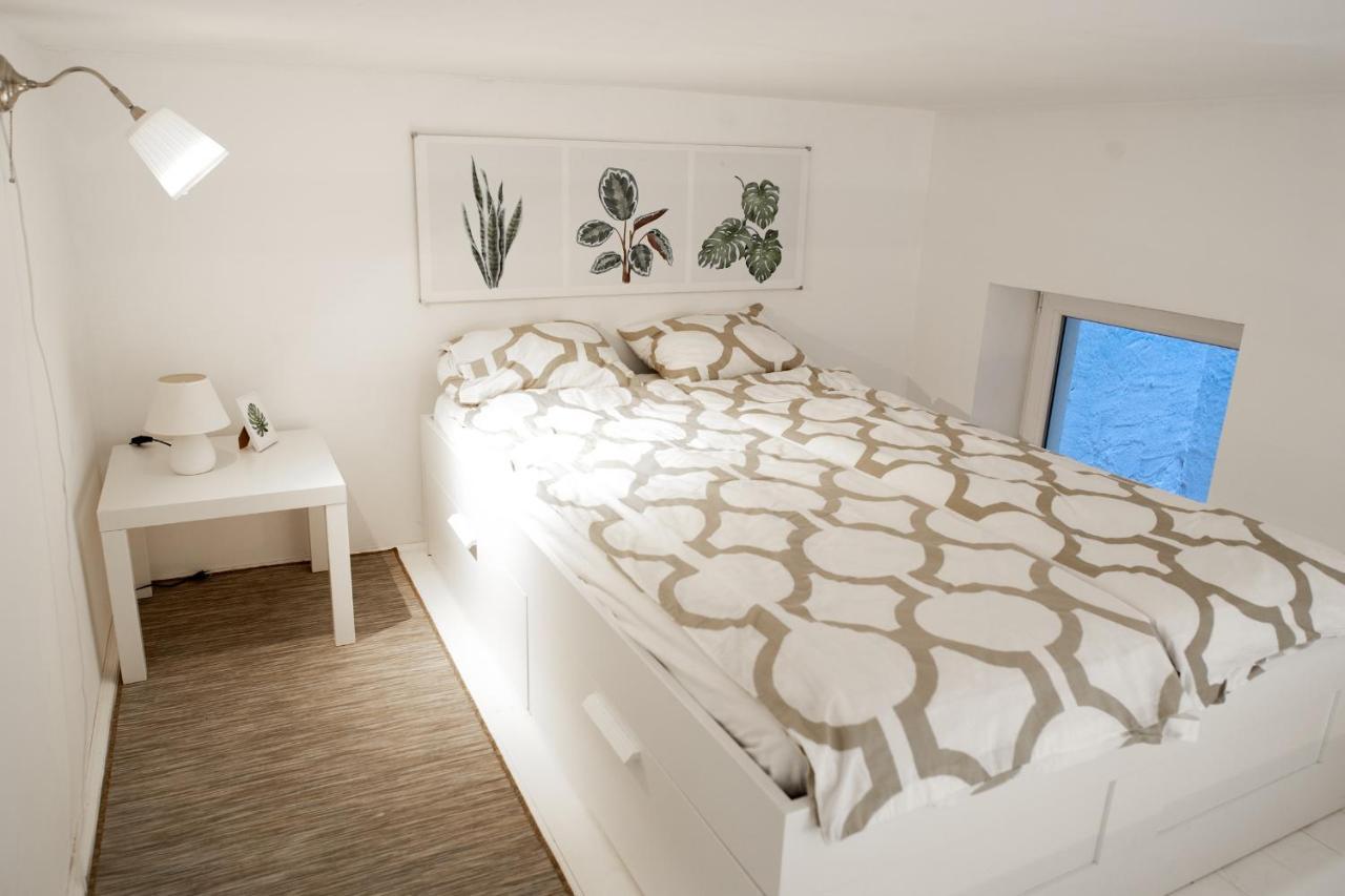 N28 Studio Apartment In Andrassy Boulevard. บูดาเปสต์ ภายนอก รูปภาพ