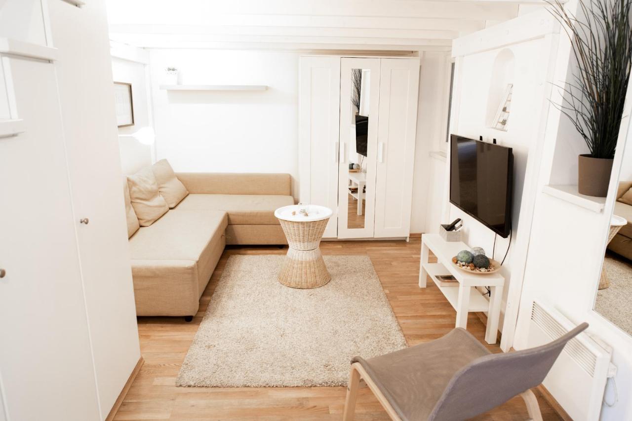 N28 Studio Apartment In Andrassy Boulevard. บูดาเปสต์ ภายนอก รูปภาพ