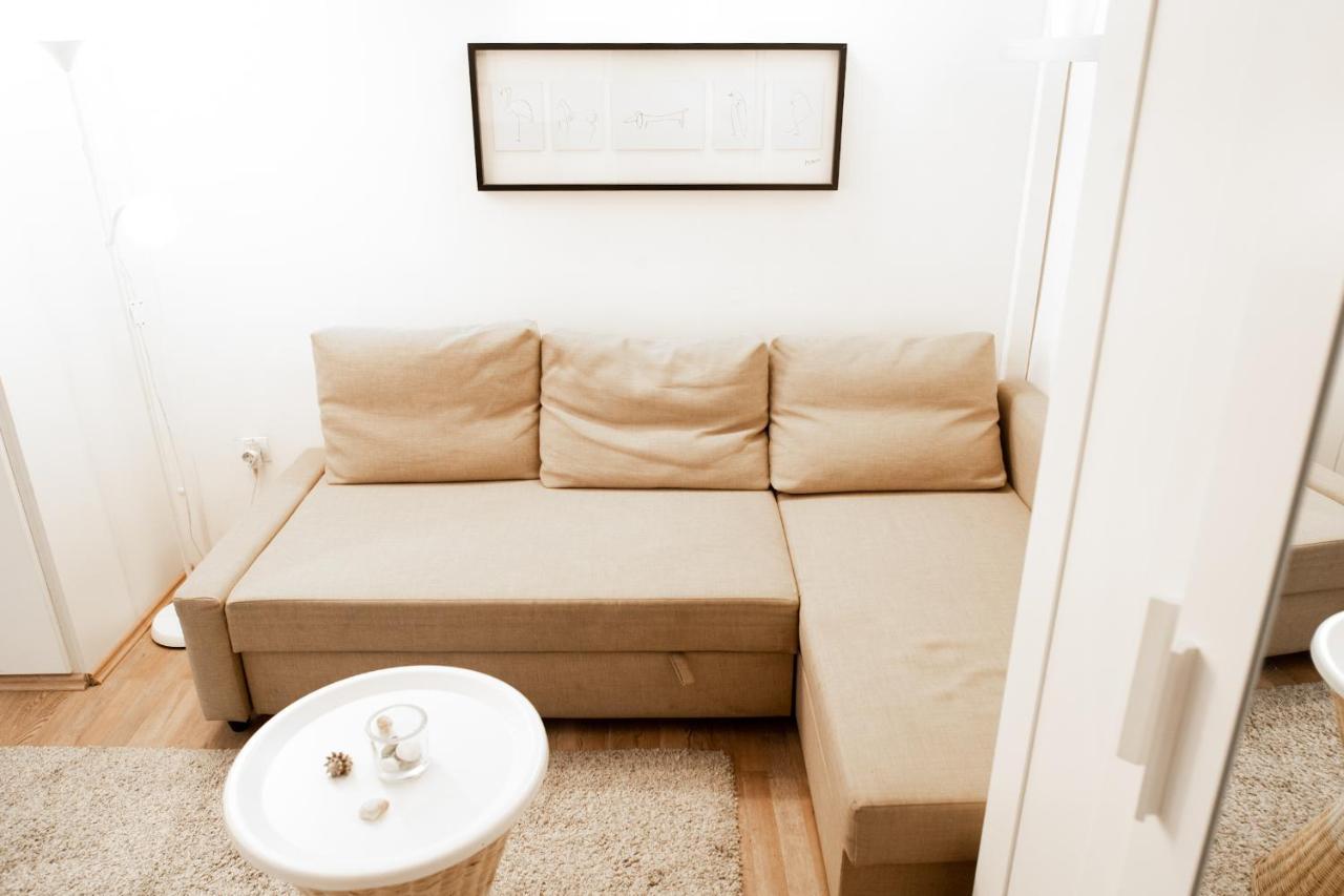 N28 Studio Apartment In Andrassy Boulevard. บูดาเปสต์ ภายนอก รูปภาพ