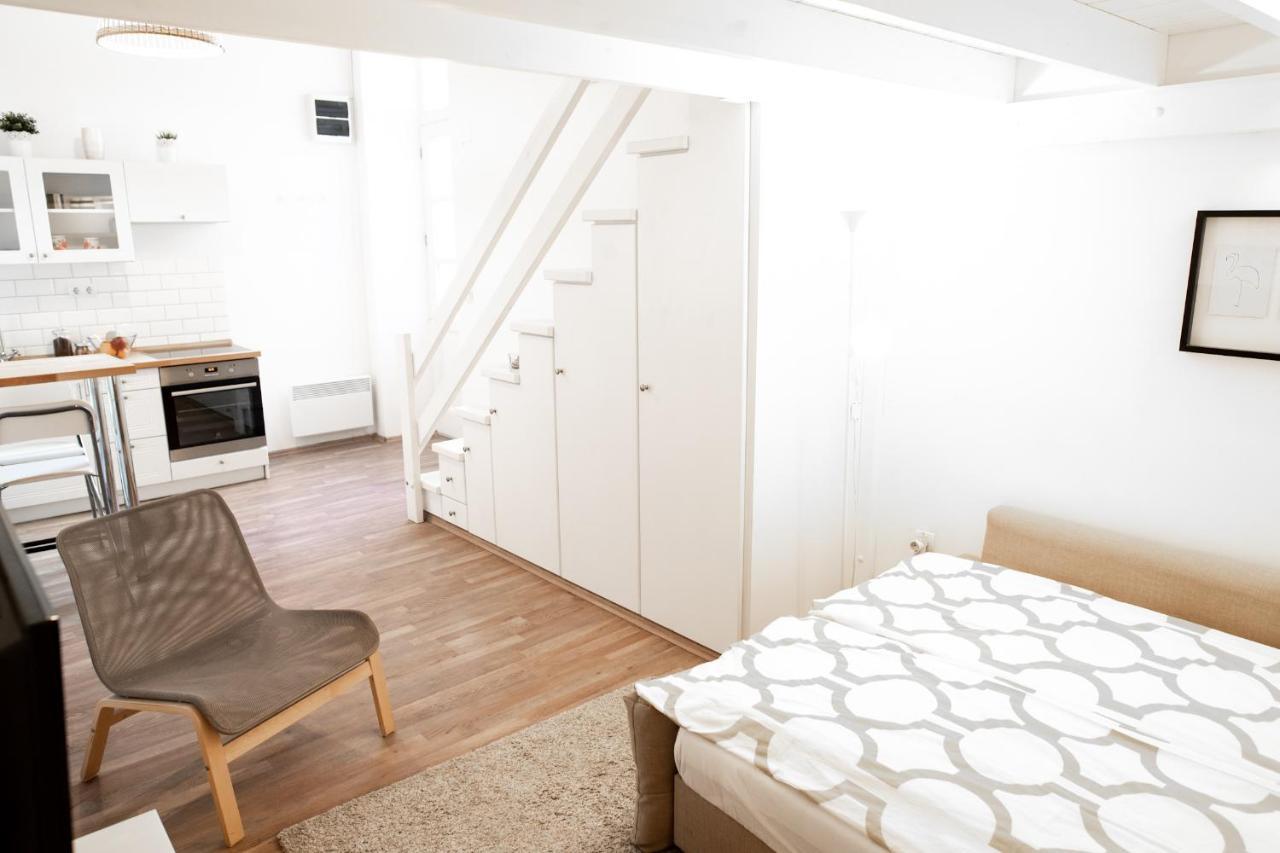 N28 Studio Apartment In Andrassy Boulevard. บูดาเปสต์ ภายนอก รูปภาพ